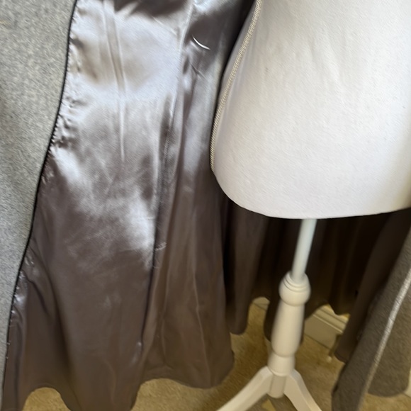 Antonio Melani long gray winter coat size 2 - Picture 8 of 16